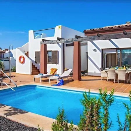 Villa Vip Golf 19 *