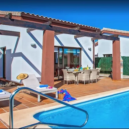 Villa Vip Golf 19 *